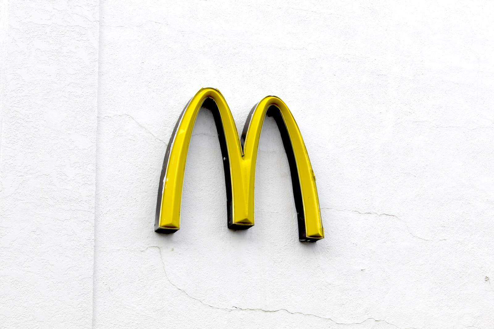 simple  McDonald logo